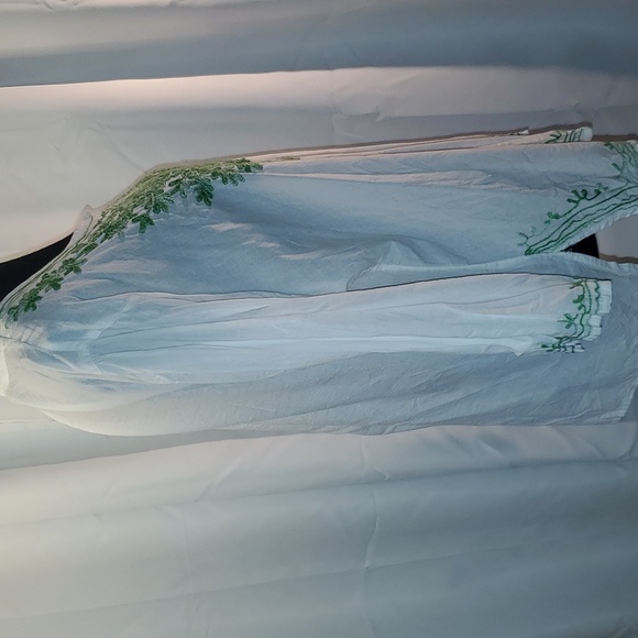 Boho embroidered top - Picture 4 of 5